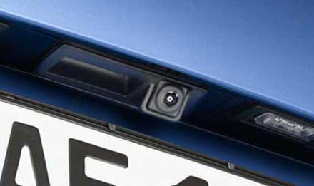 Audi A4 - X702D-A4R: KIT-R1AU Alpine Camera Installation Kit for Audi 